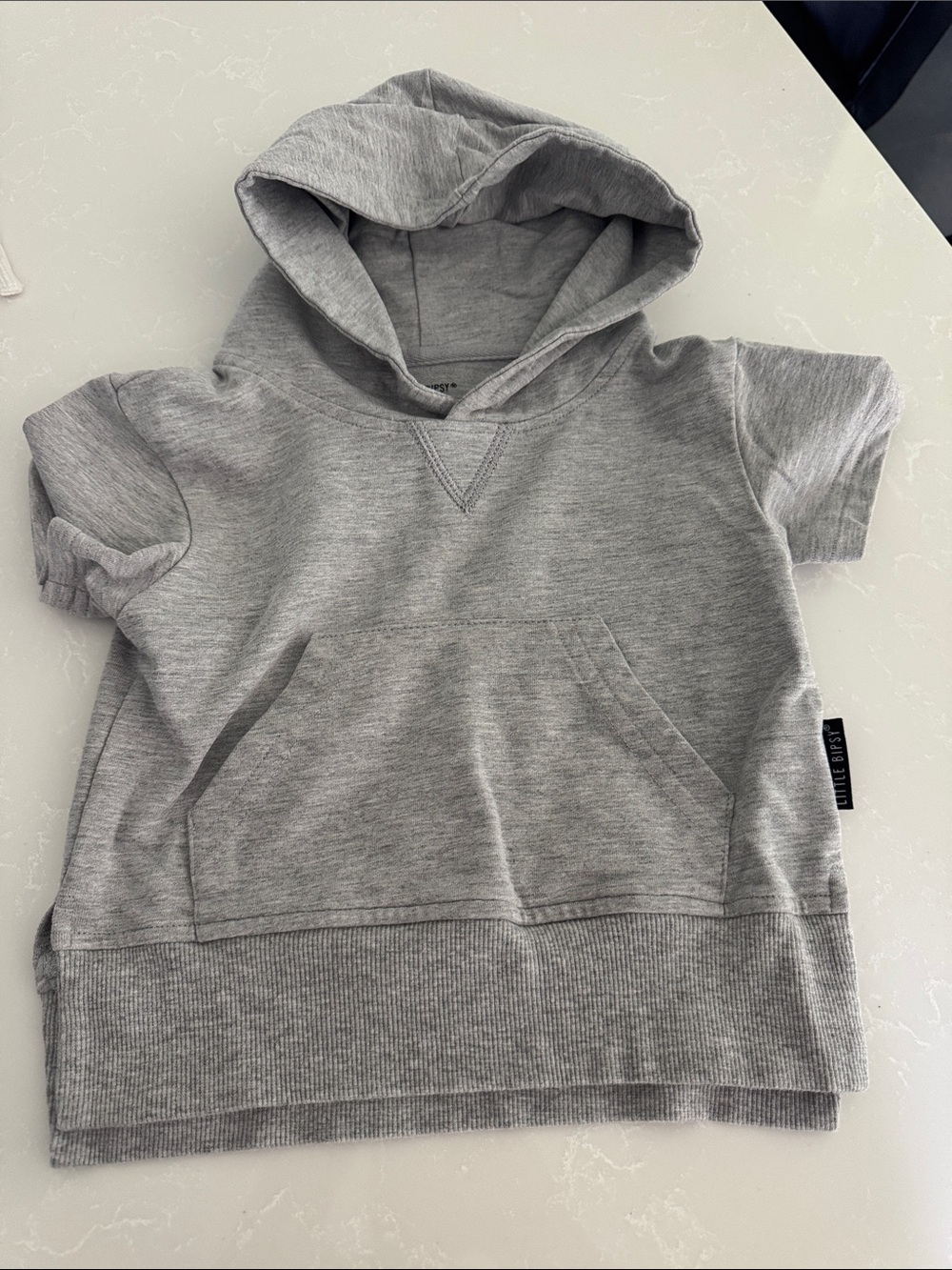 Little Bipsy Light Gray Short-Sleeve Hoodie